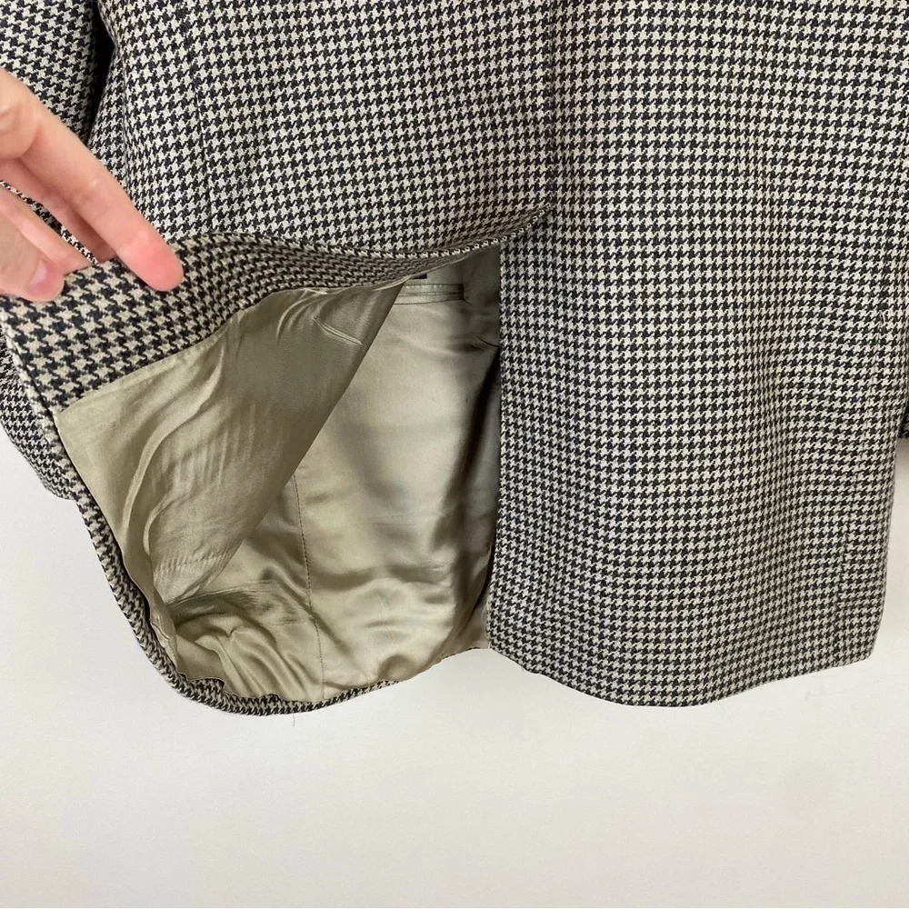 Vintage 90s Tommy Hilfiger Houndstooth Black Tan Two-Button Blazer, Size 44R‎